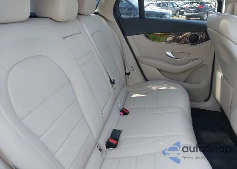 2018 Mercedes-Benz Glc 300 4Matic из США, поврежденный, VIN WDC0G4KB3JV061293